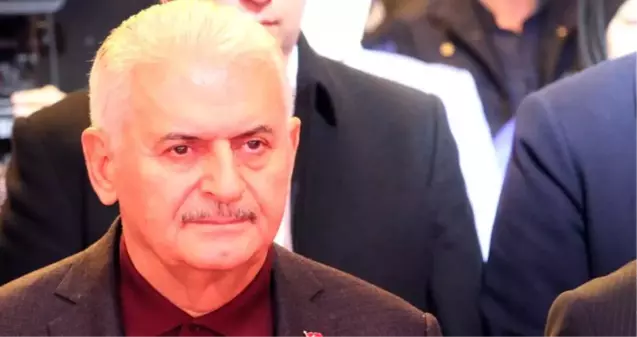 Binali Yıldırım: Biz yoldan çıkmadık, bazıları menfaatinin bittiği durakta inmiştir