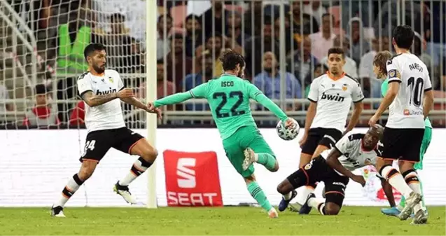 Real Madrid, Valencia'yı 3-1 yenerek Süper Kupa'da finale yükseldi