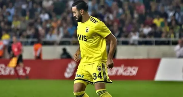 Adil Rami'nin menajeri: Rami sezon sonuna kadar Fenerbahçe'de kalacak