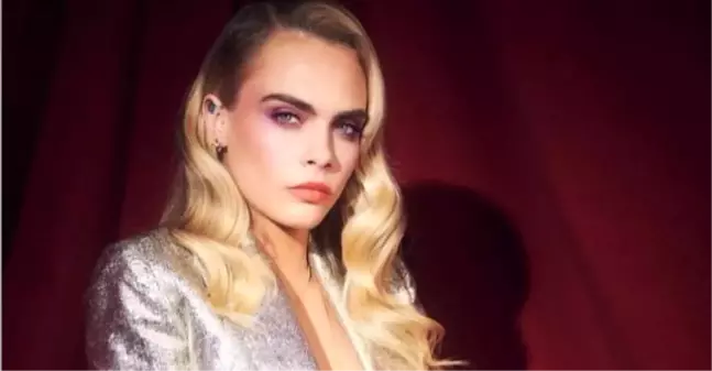 Cinsel organını satışa çıkaran 28 yaşındaki güzel manken Cara Delevingne ailesini çok kızdırdı