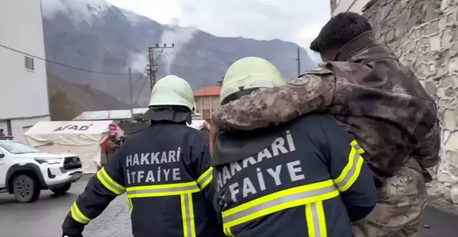 Hakkari'de deprem ve yangın tatbikatı gerçekleştirildi