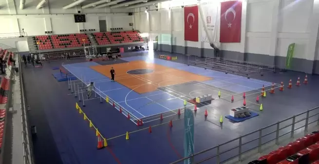 Muş Alparslan Üniversitesi'nde Spor Bilimleri Fakültesi Özel Yetenek Sınavı Yapıldı