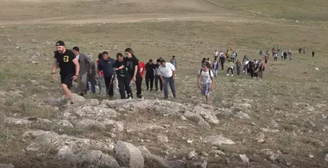 Geçmişi 3 bin yıla dayanan Zernaki Tepe'ye farkındalık yürüyüşü