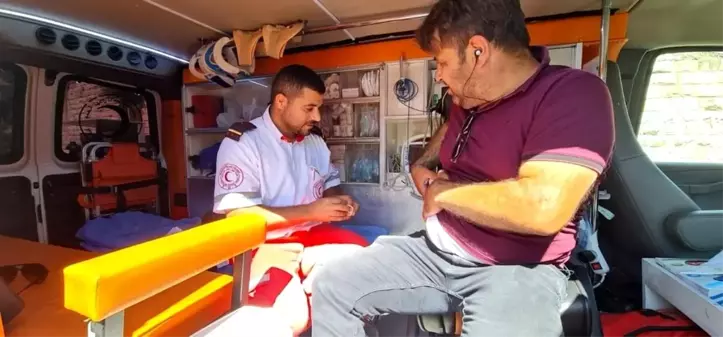 İsrail güçleri, Kudüs'te Filistinlilere ait bir dükkanı yıktı : 13 yaralı