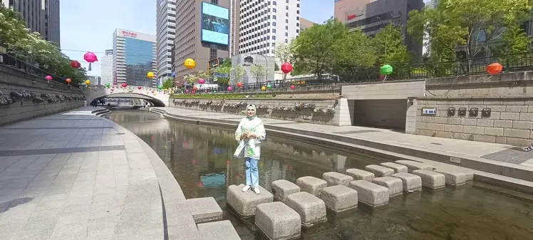 Seul'un Kalbinde Bir Vaha: Cheonggyecheon Deresi