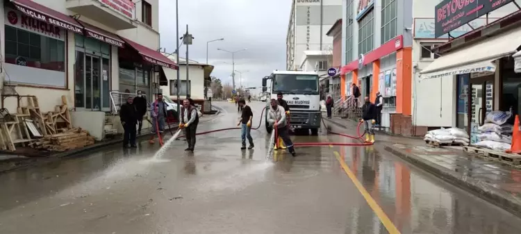 Aşkale'de bahar temizliği