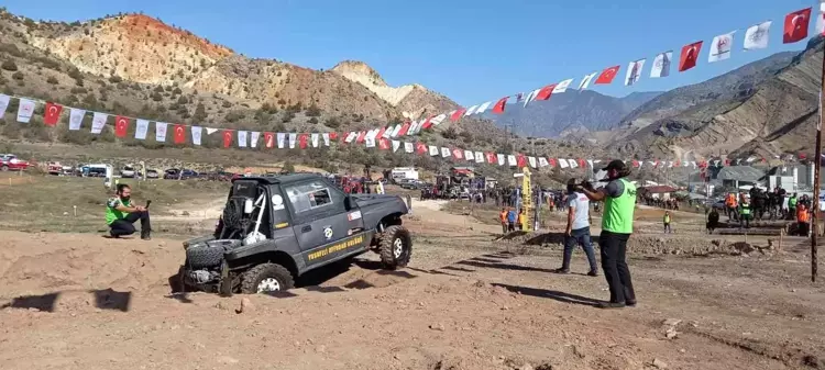 Sular altında kalacak ilçede son Off -Road oyunları düzenlendi