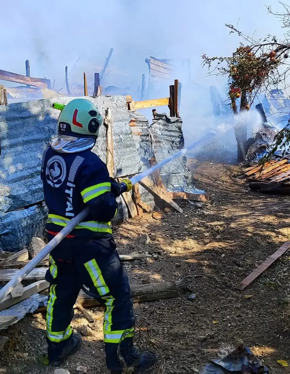 Denizli'de Ahır Yangını: 93 Küçükbaş Hayvan Hayatını Kaybetti