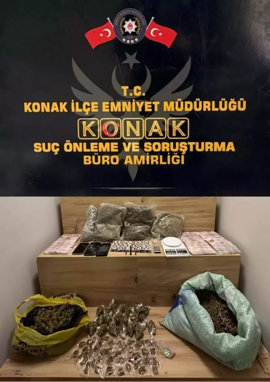 İzmir'de Uyuşturucu Operasyonu: 5 Kilo Esrar ve Silah Ele Geçirildi