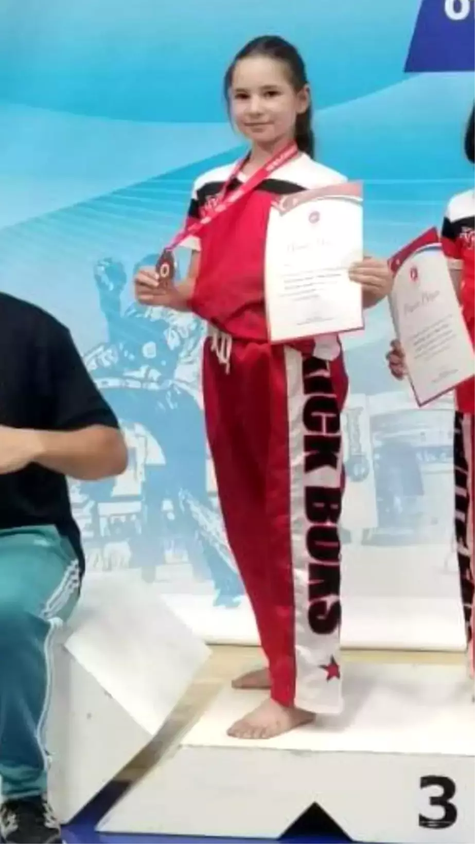 Denizli'li Öğrenci Türkiye Açık Kickboks Turnuvasında Üçüncü Oldu