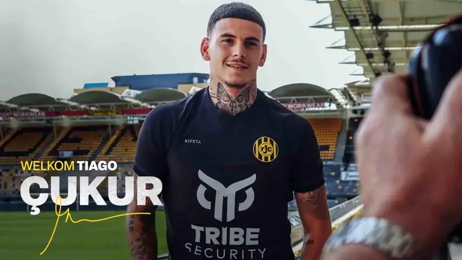 Fenerbahçe'nin genç santrforu Tiago Çukur, Hollanda 2. Ligi ekiplerinden Roda'ya transfer oldu