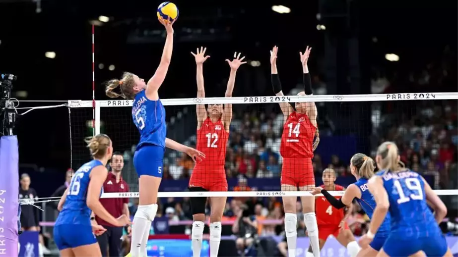 Türkiye Kadın Voleybol Takımı, Hollanda ile karşılaşıyor