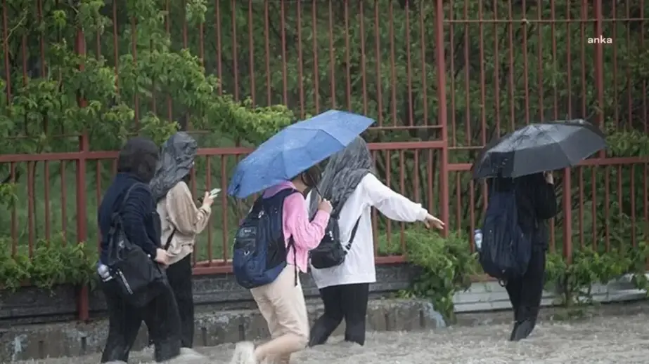 Zonguldak ve Bartın'da Eğitime Olumsuz Hava Koşulları Nedeniyle Ara Verildi