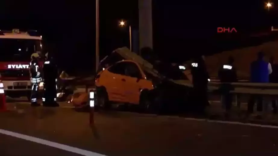 Ankara'da Trafik Kazası: Taksi Sürücüsü Hayatını Kaybetti