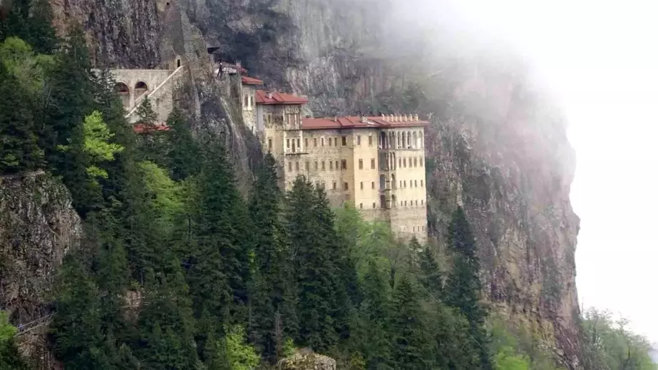 Trabzon'da yabancı turist sayısında düşüş turizm tesisi sayısında artış