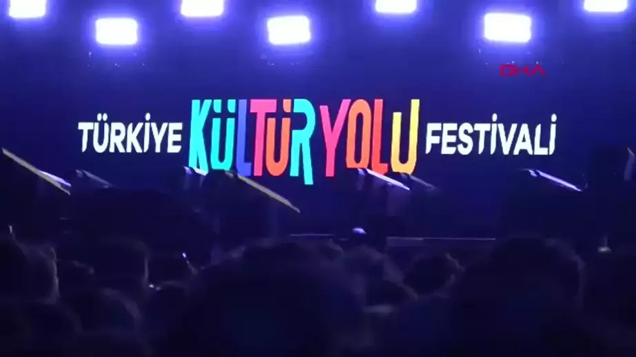 Kültür Yolu Festivali, Murat Boz Konseriyle Açıldı