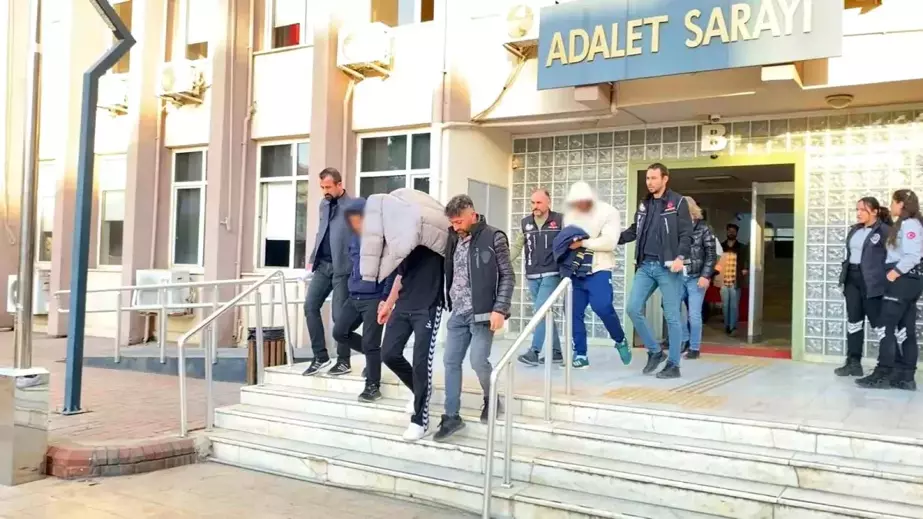 Aydın ve İzmir'de Eş Zamanlı Uyuşturucu Operasyonu: 5 Şüpheli Yakalandı