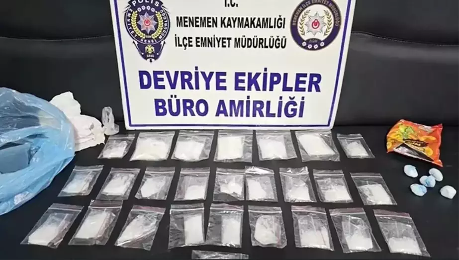 İzmir'de Metamfetamin Operasyonu: 3 Şüpheli Tutuklandı