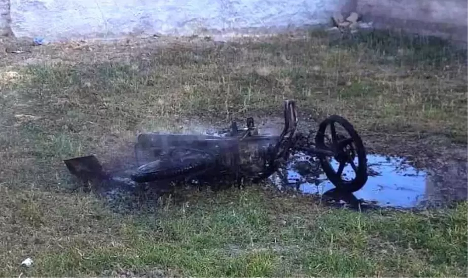 Konya'da Park Halindeki Motosiklet Yandı