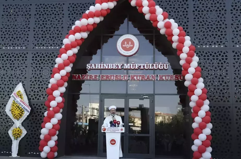 Diyanet İşleri Başkanı Ali Erbaş: Kur'an kurslarında 1 milyon öğrenciye eğitim veriliyor