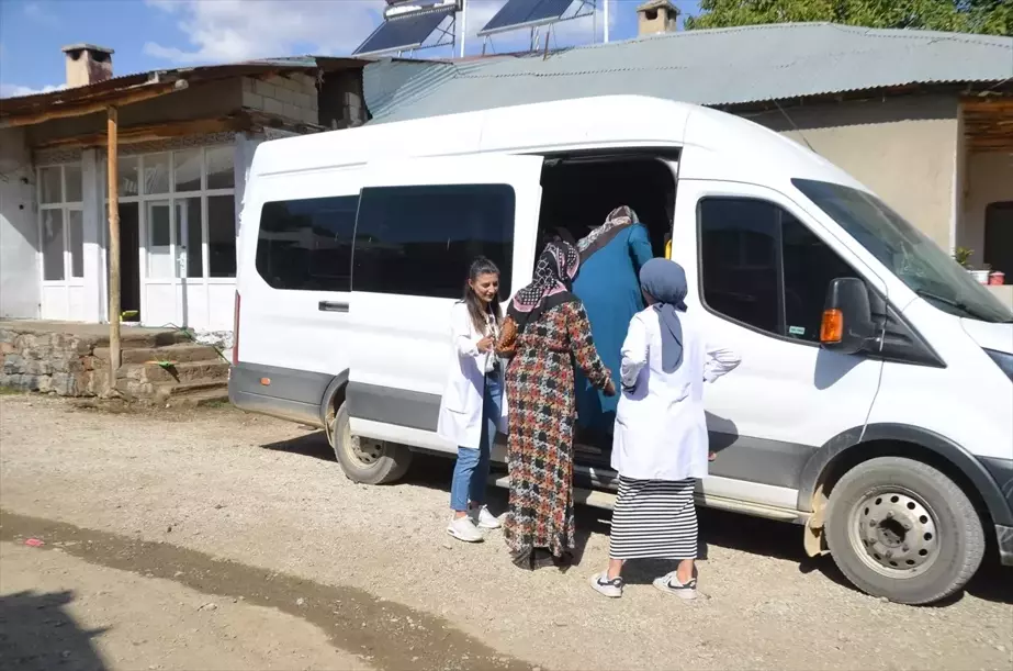 Yüksekova'da Kanser Erken Teşhis Projesi: Köylere Mobil Sağlık Hizmeti