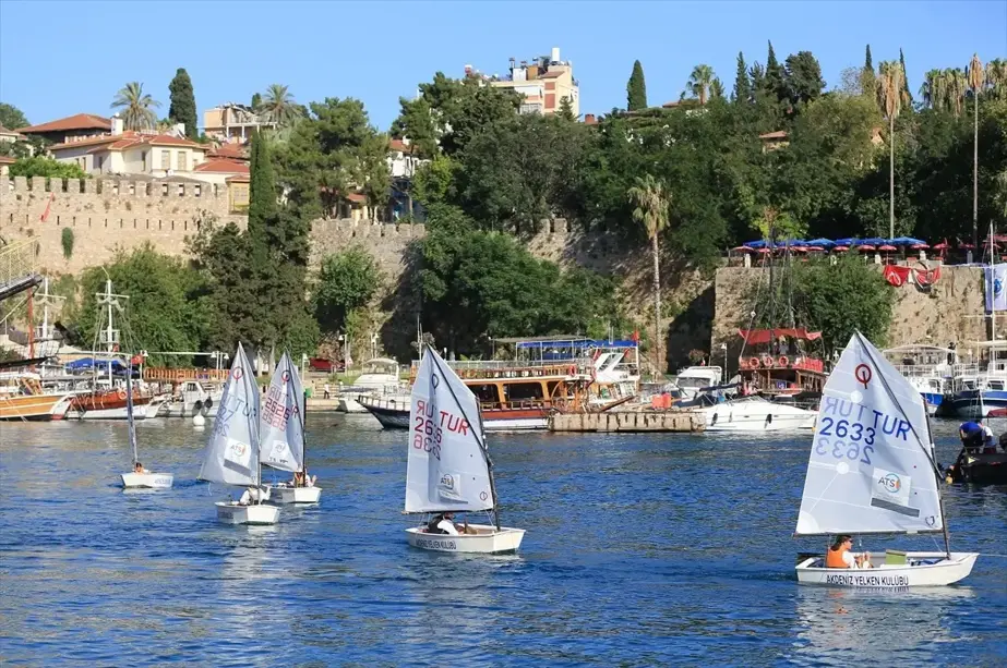 Antalya'da 1 Temmuz Denizcilik ve Kabotaj Bayramı kutlamaları düzenlendi