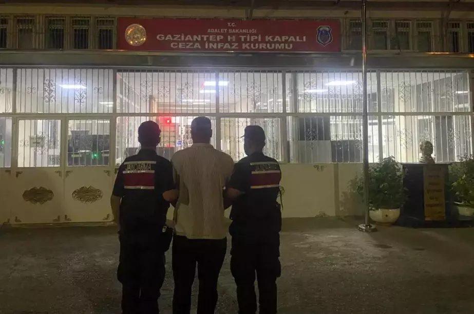 Gaziantep'te Silahlı Yağma Suçundan Firari Şahıs Yakalandı