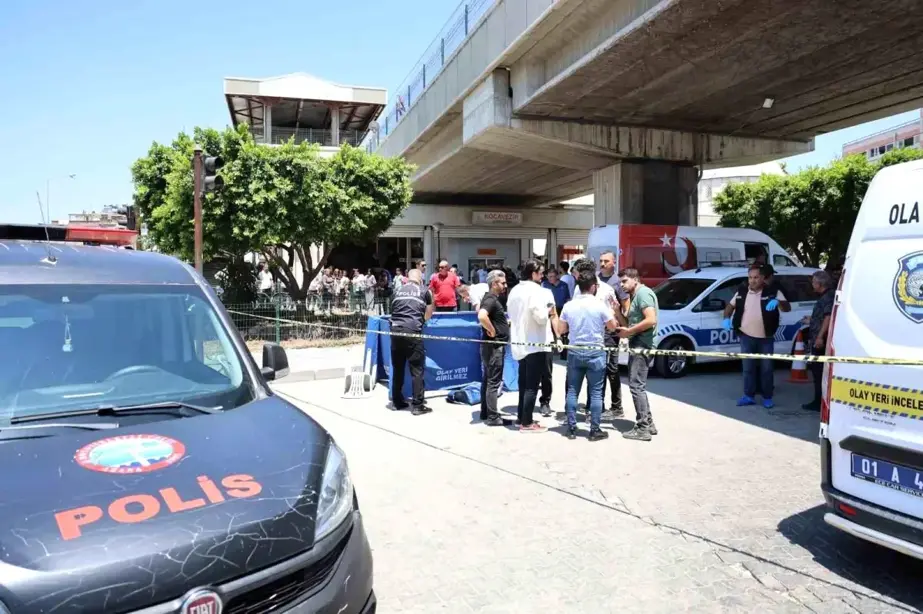 Adana'da Uzman Çavuş Tarafından Öğretmen Kadın Öldürüldü