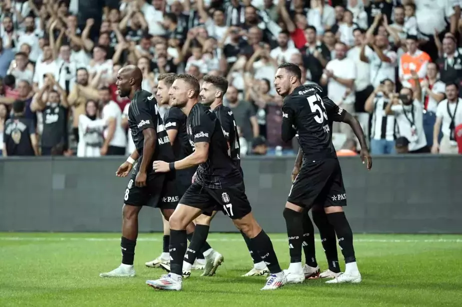 Beşiktaş, 2024-2025 Transfer Döneminde 8 Yeni Oyuncu Kadrosuna Kattı