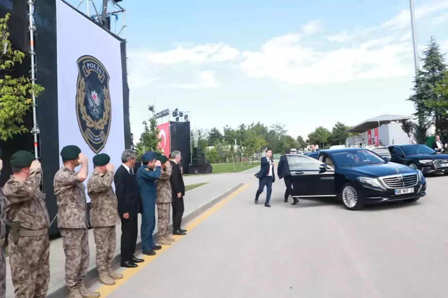 MHP Genel Başkanı Devlet Bahçeli, 15 Temmuz Demokrasi ve Milli Birlik Günü'nde Özel Harekat Başkanlığı'nı ziyaret etti