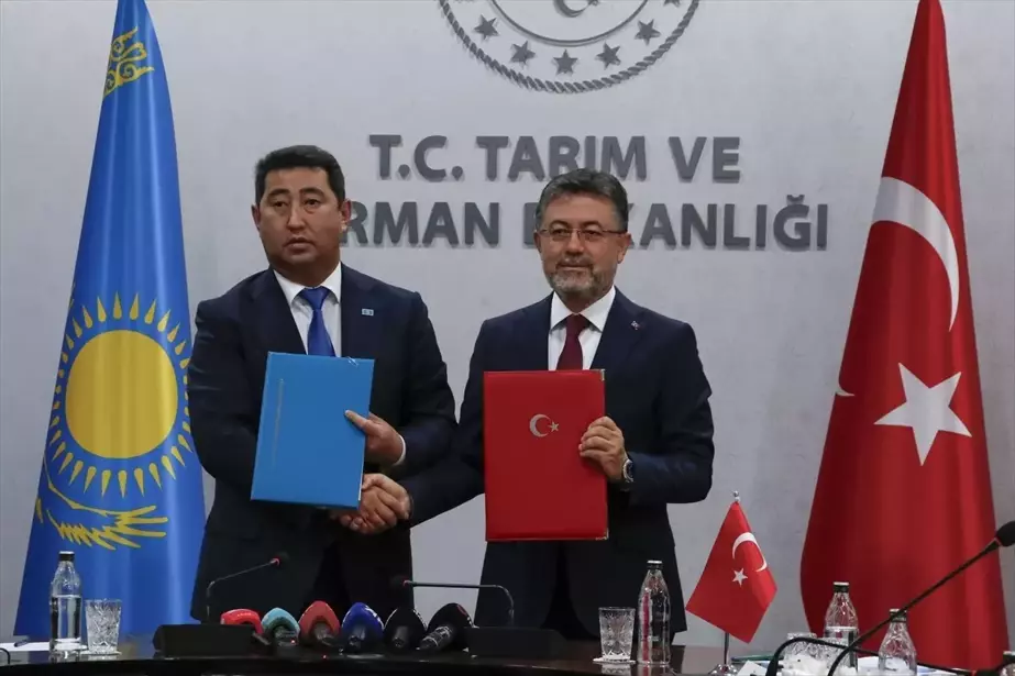 Tarım ve Orman Bakanı Yumaklı: Çukurova'da tarımsal üretimi karşılamak için yatırımlar yapıldı