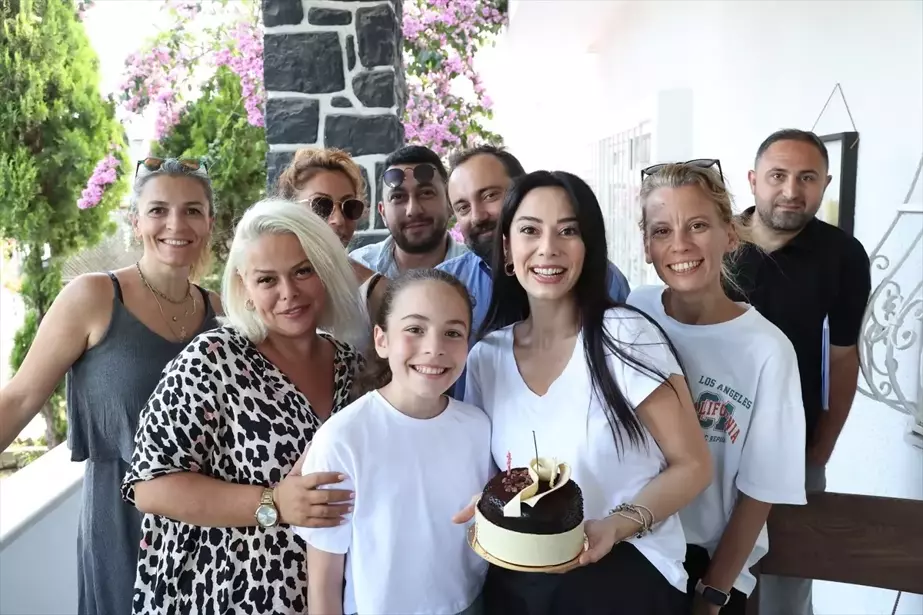 Emrah Aguş'un yönetmenliğini yaptığı 'Baba Beni Güldürsene' filminin çekimleri tamamlandı