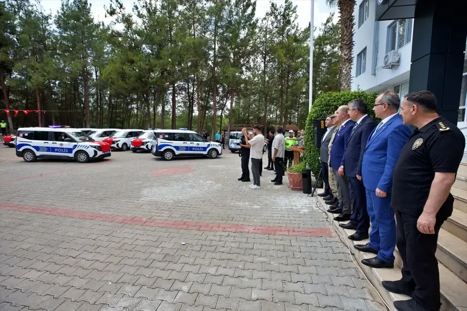 Osmaniye İl Emniyet Müdürlüğüne tahsis edilen 20 araç hizmete başladı