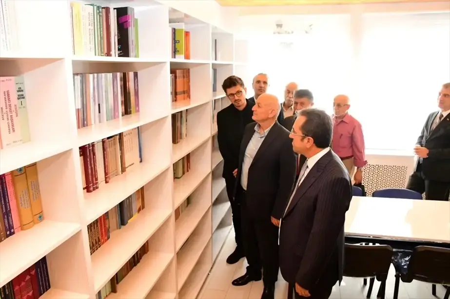 Terme Bülent Çavuşoğlu Anadolu Lisesi'nde Resul Şahin Kütüphanesi Açıldı