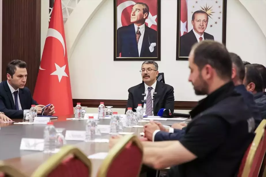 Hakkari'de Afetlere Hazırlık Toplantısı Yapıldı