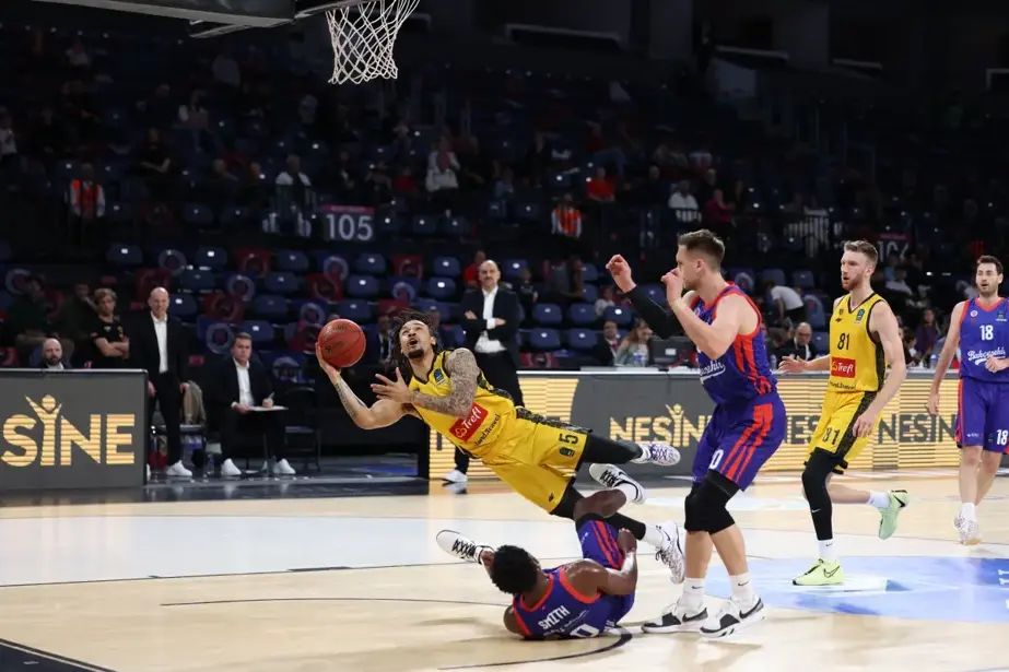 Bahçeşehir Koleji, Trefl Sopot'u 79-67 Yenerek Üst Sırada Kendine Yer Buldu