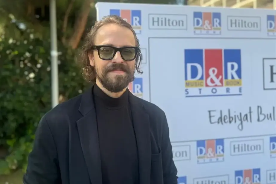 Metin Akdülger'in 'Joker: Dünya' Çizgi Roman Kitabı Tanıtıldı