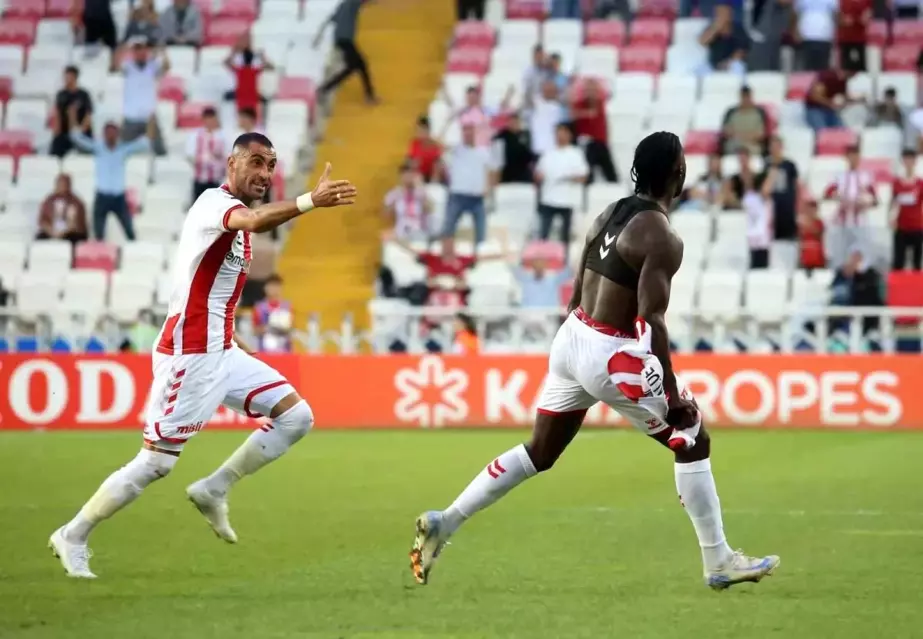 Sivasspor, Gaziantep FK'yı 3-2'lik Skorla Geçti