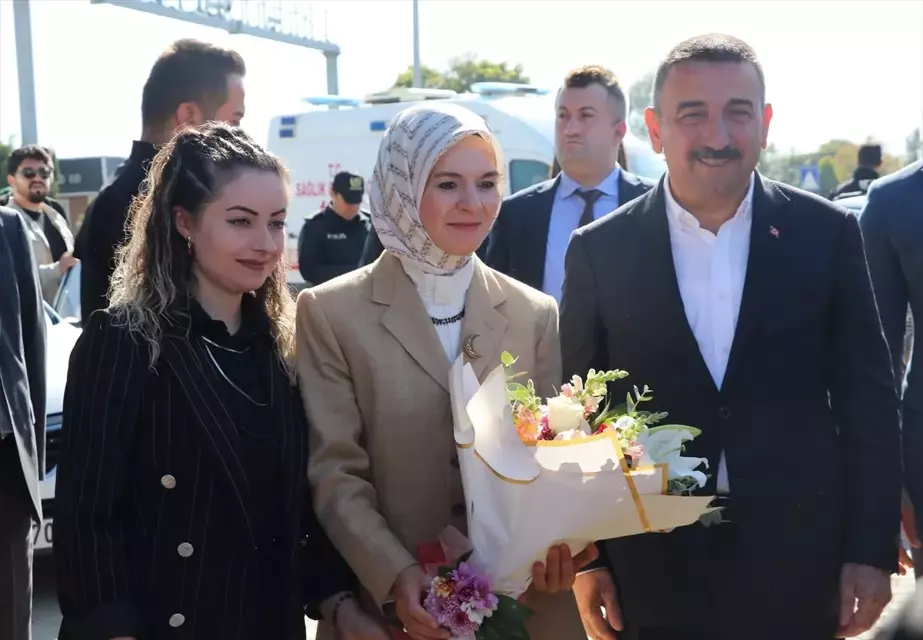 Aile ve Sosyal Hizmetler Bakanı Göktaş, Zonguldak'ta ilçe kongresine katıldı Açıklaması