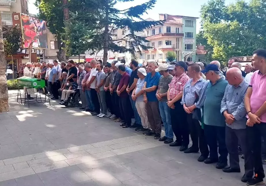 Kütahya'da Şehit Edilen Filistin Hamas Lideri İsmail Haniye İçin Gıyabi Cenaze Namazı Kılındı