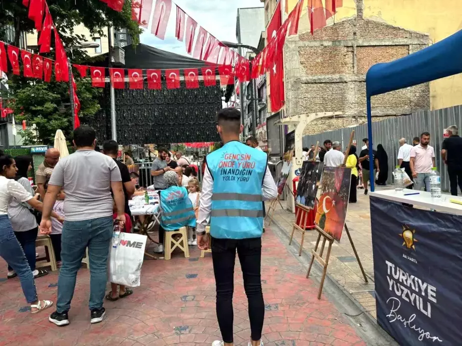 AK Parti Karabük İl Gençlik Kolları, 15 Temmuz Demokrasi ve Milli Birlik Günü'nde çocuklarla bir araya geldi