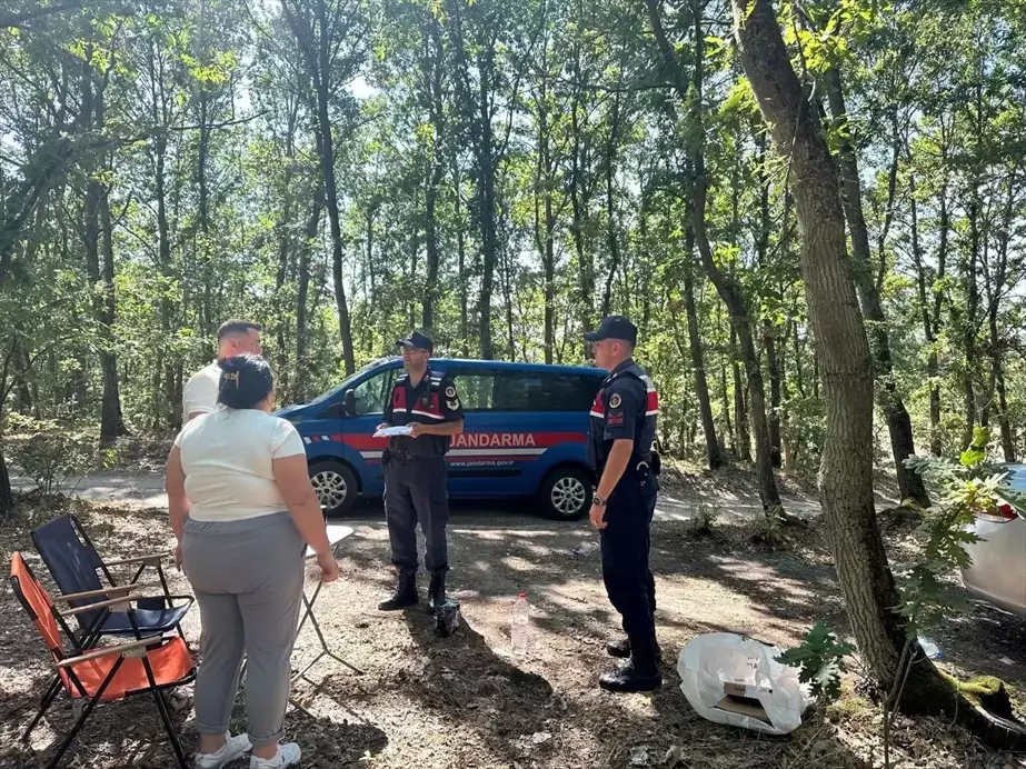 Tekirdağ Jandarma Komutanlığı Vatandaşları Orman Yangınları Konusunda Bilgilendirdi