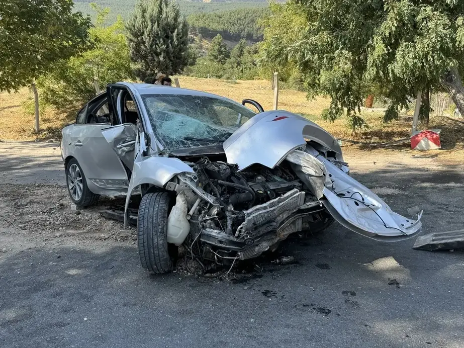 Kahramanmaraş'ta Otomobil Kazası: 4 Kişi Yaralandı