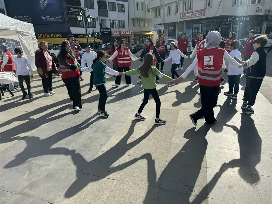 Tekirdağ'da Kızılay Haftası Coşkuyla Kutlandı