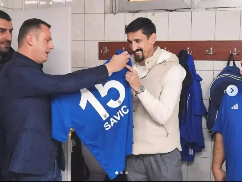 Stefan Savic, Buducnost Podgorica Takımını Ziyaret Etti