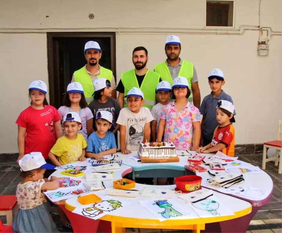 Dicle Elektrik Çalışanları Özel Eğitim Merkezini Ziyaret Etti