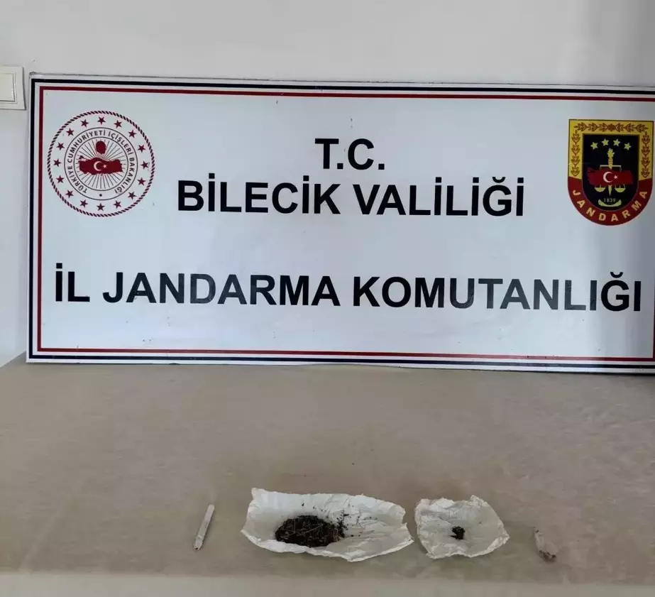 Bilecik'te yol kontrolünde uyuşturucu ele geçirildi