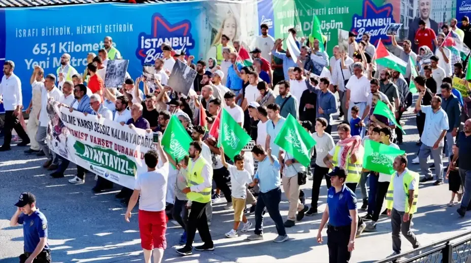 Peygamber Sevdalıları Platformu İsrail'in Gazze'ye yönelik saldırılarını protesto etti