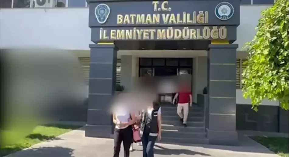 Batman'da Devlet Memuru Dolandırıcılığı Operasyonu: 7 Tutuklama