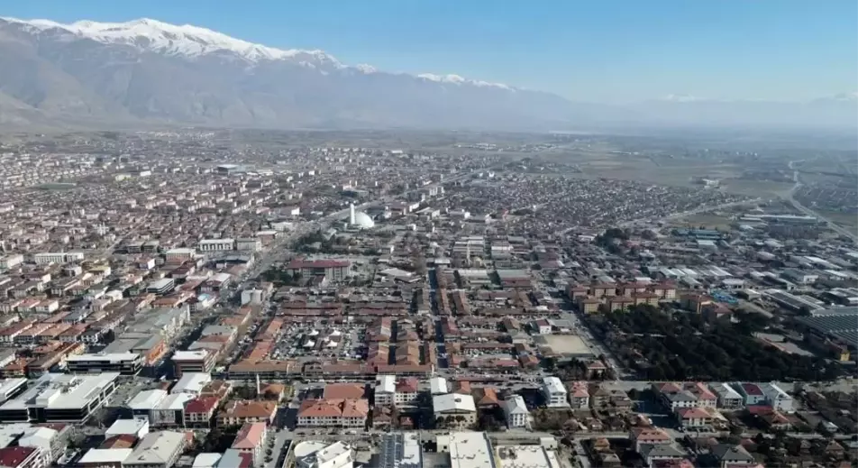 Erzincan'ın Tercan, Çayırlı ve Otlukbeli ilçelerinin kaymakamları değişti